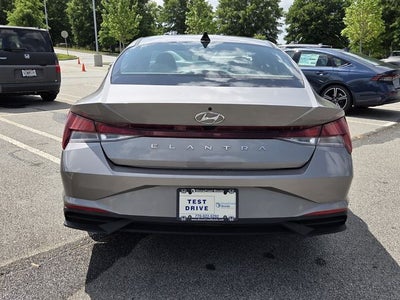 2023 Hyundai Elantra SEL