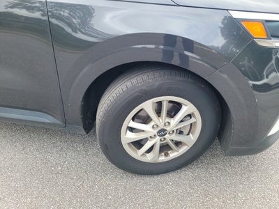 2024 Kia Carnival LX Seat Package