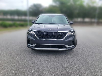 2024 Kia Carnival LX Seat Package