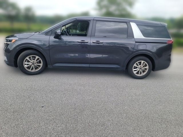2024 Kia Carnival LX Seat Package