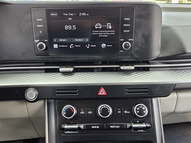 2023 Kia Carnival LX Seat Package