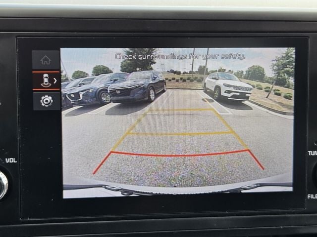 2023 Kia Carnival LX Seat Package