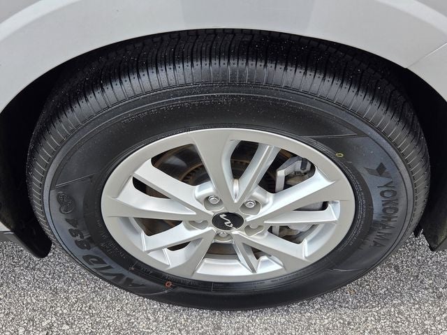 2023 Kia Carnival LX Seat Package