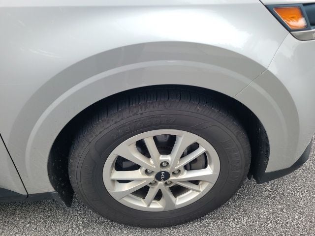 2023 Kia Carnival LX Seat Package